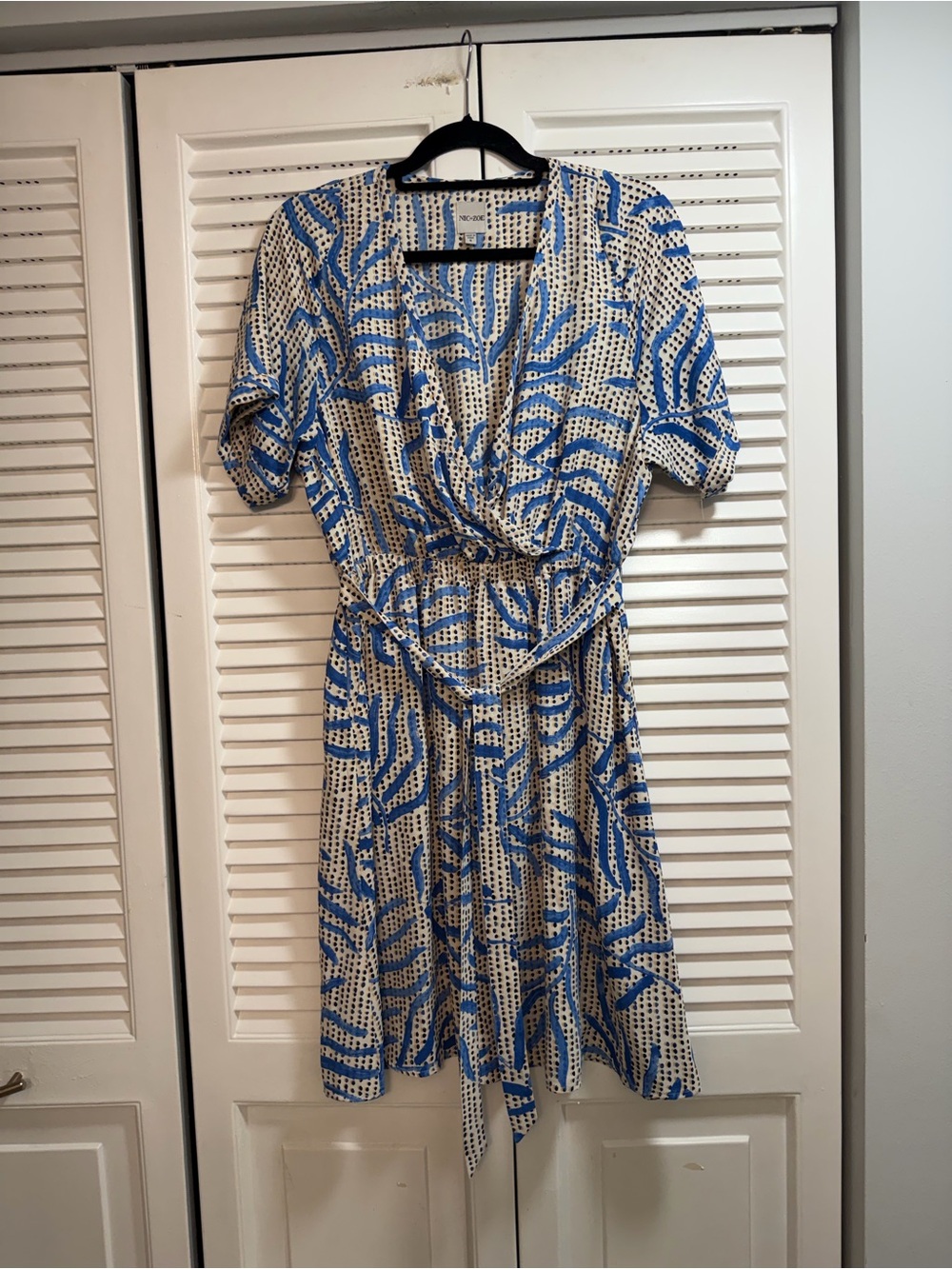NIC+ZOE Blue and Cream Printed Midi Wrap Dress